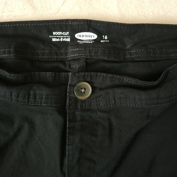 Old Navy Black Bootcut Khaki Casual Chino Pants - Picture 5 of 6